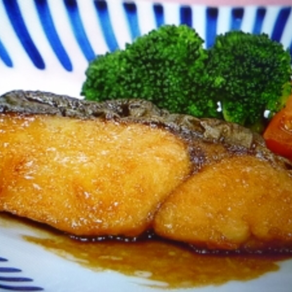 鰤の洋風照り焼き レシピ 作り方 By ゆ u 楽天レシピ 鰤の洋風照り焼き レシピ 作り方 By ゆ u 楽天レシピ